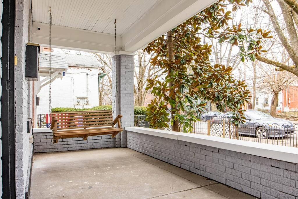 Holiday home Private Home-backyard-parking Near Nulu Downtown Louisville